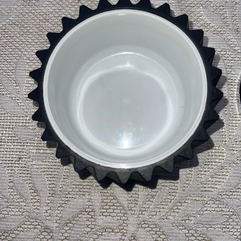 Wrencheare Gear Snack Bowl with Lid new